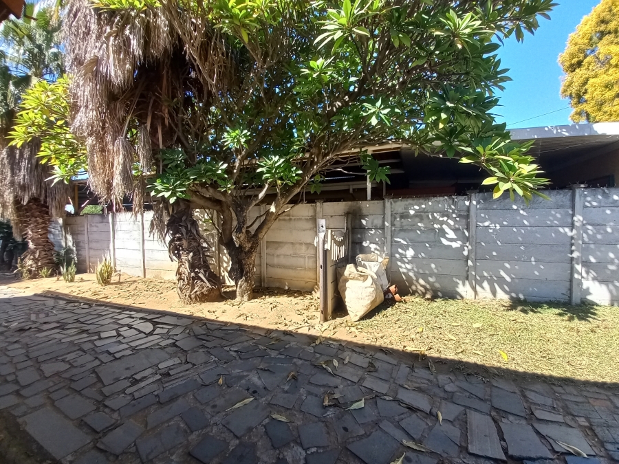 4 Bedroom Property for Sale in Bodorp North West